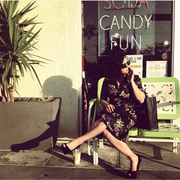 Selling Vintage and Contemporary Togs and Things! Make me an Offer! - Picture 8 of 15